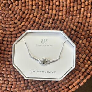 Stunning Silver Necklace with Crystal Pendant